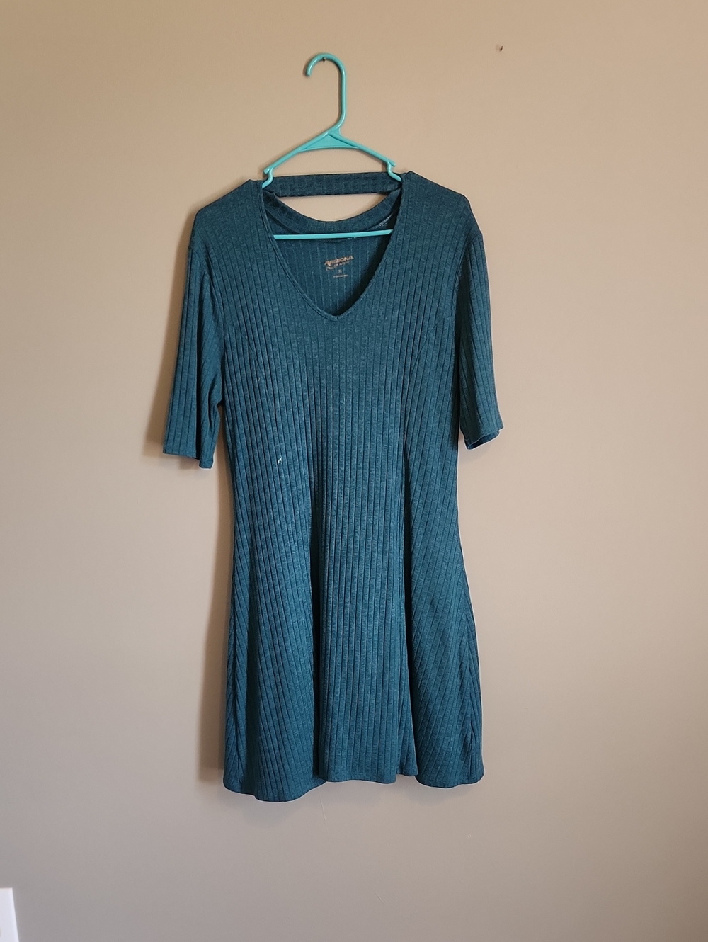 V-neck sweater neckline